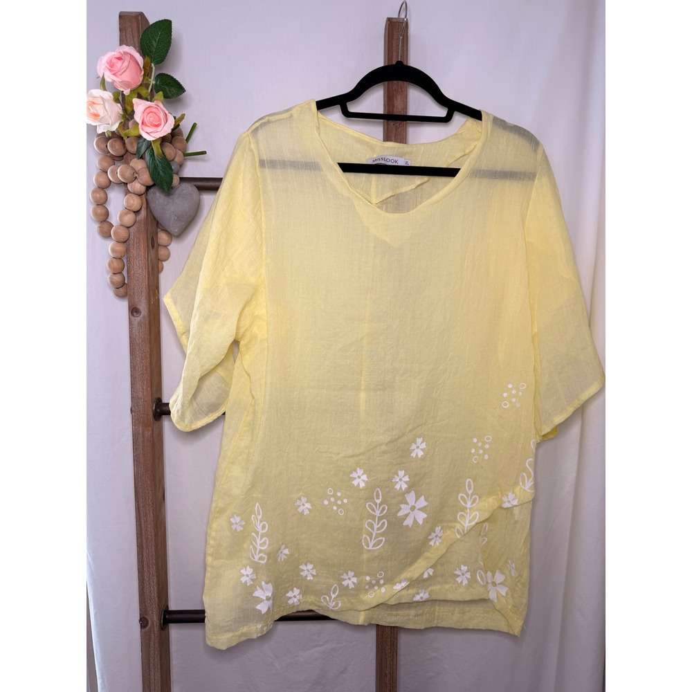 Misslook Yellow Floral Embroidered V-Neck Blouse XL Short Sleeve Tulip Hem Top